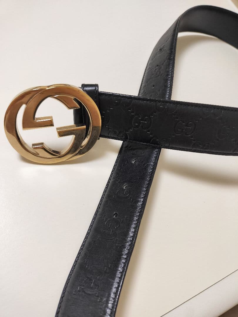 GUCCI ブラックレザー ベルト ゴールドバックル