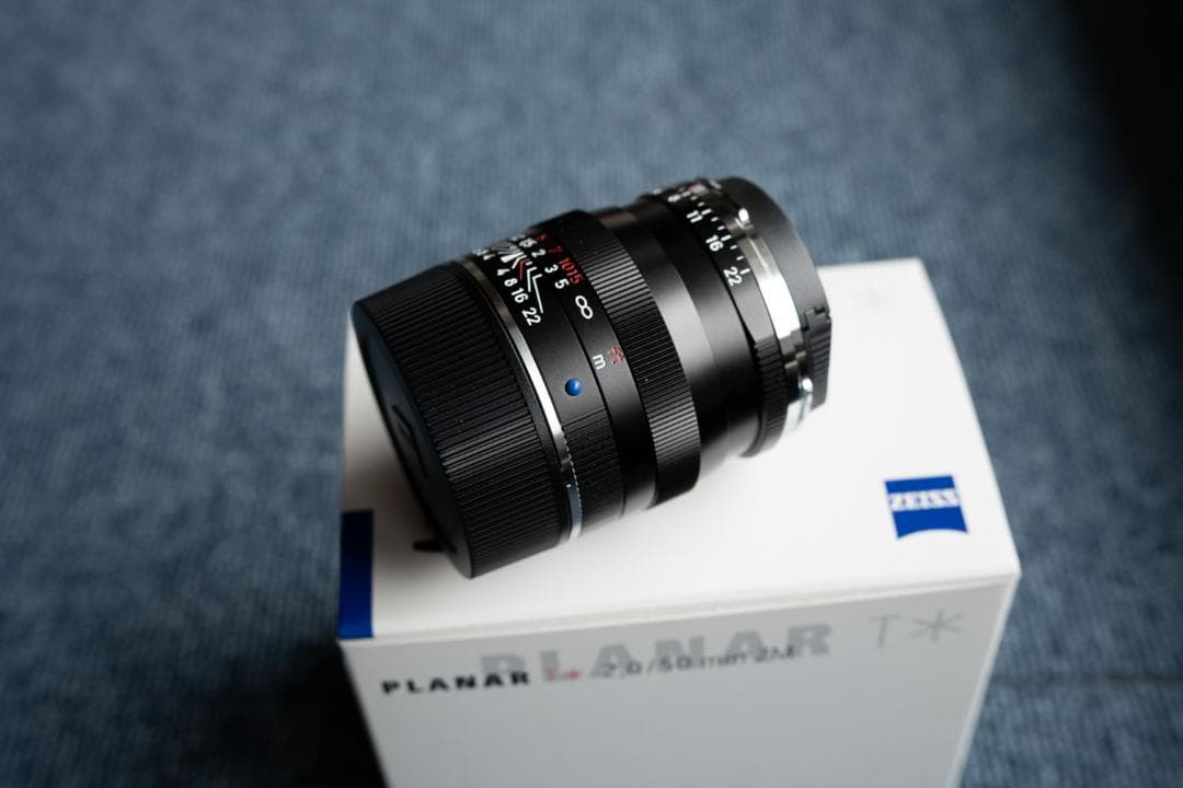 Carl Zeiss Planar T* 2/50mm ZM レンズ