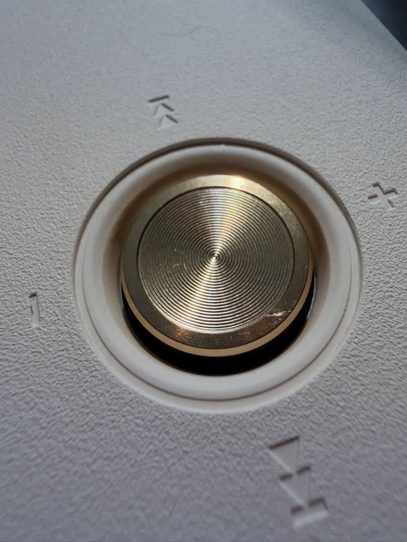 Marshall ワイヤレスポータブル防水スピーカー Emberton クリーム