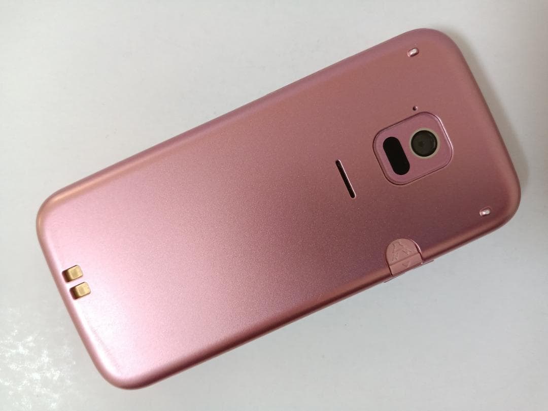 ☆ docomo らくらくホン F-02J ピンク