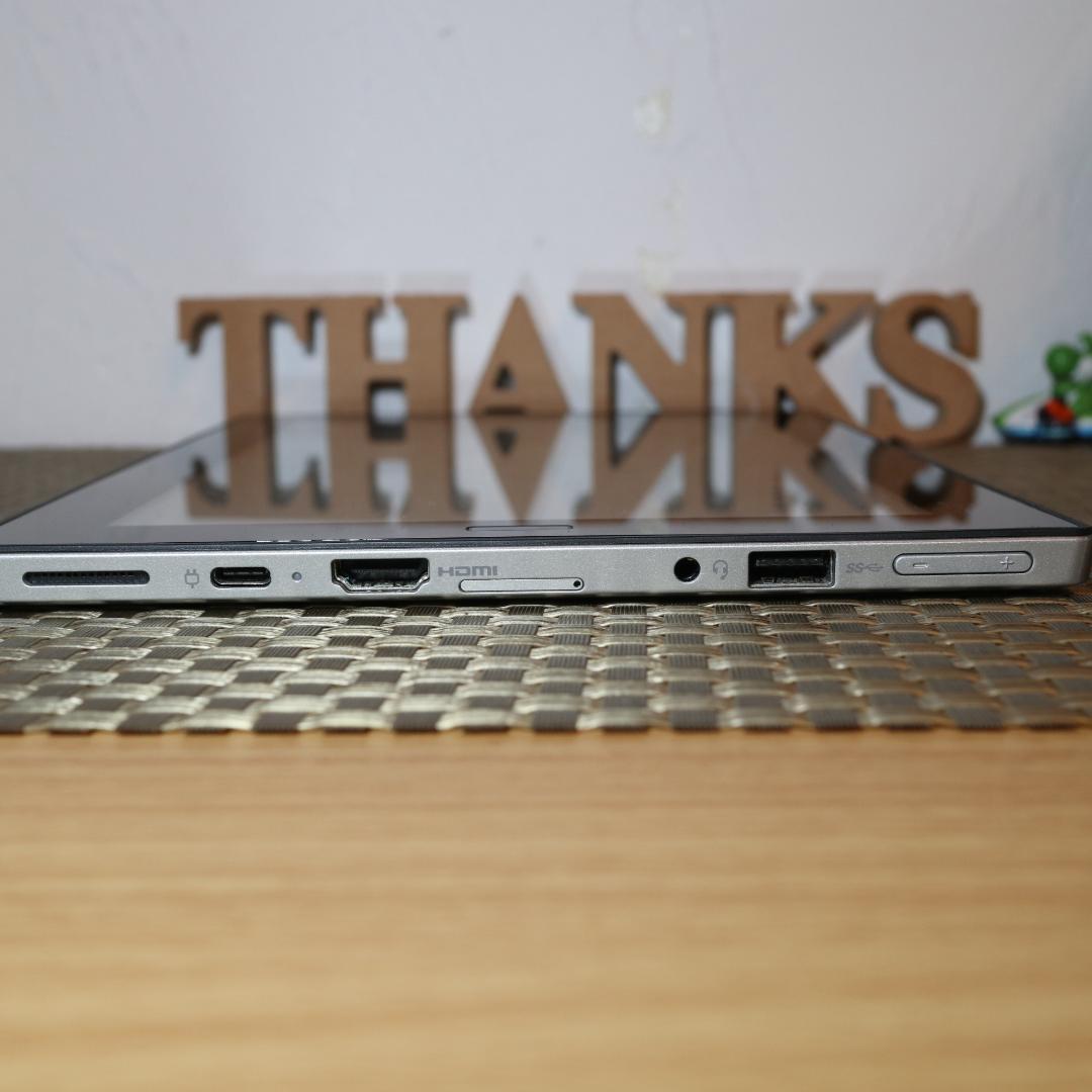 お手頃タブレット！Win11公式サポート/SSD/4G/無線/カメラ/タッチ