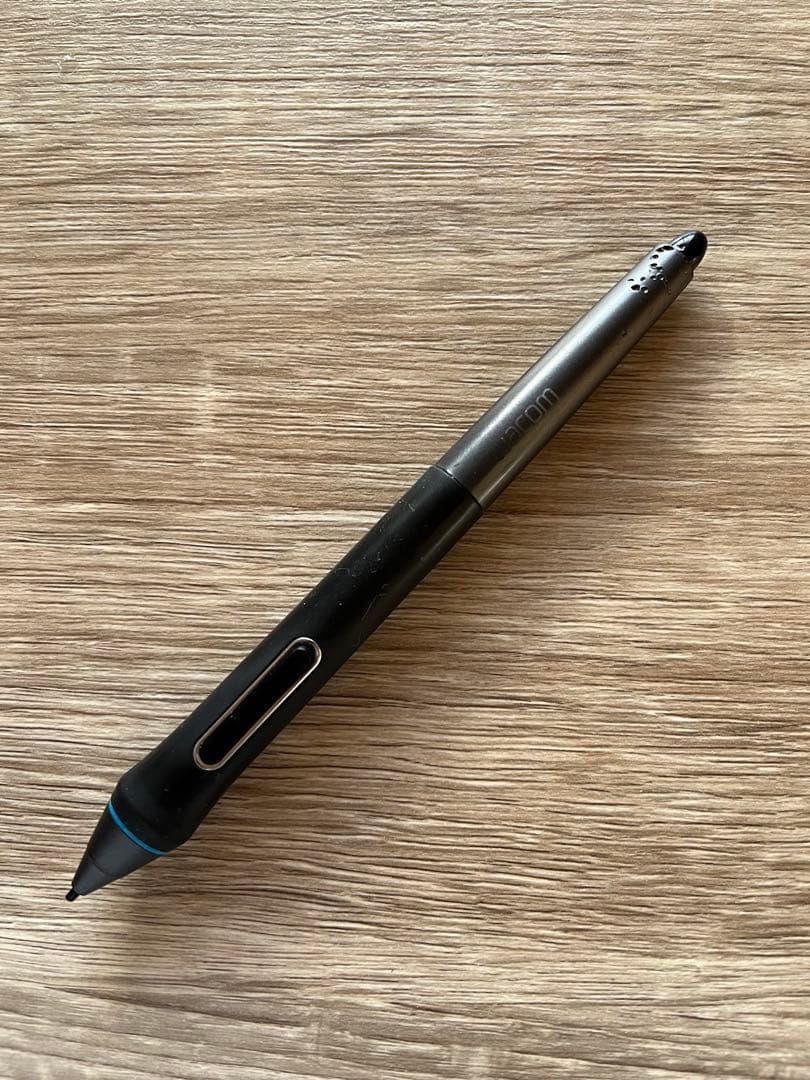 液タブ・ペンタブ Wacom Cintiq 13HD