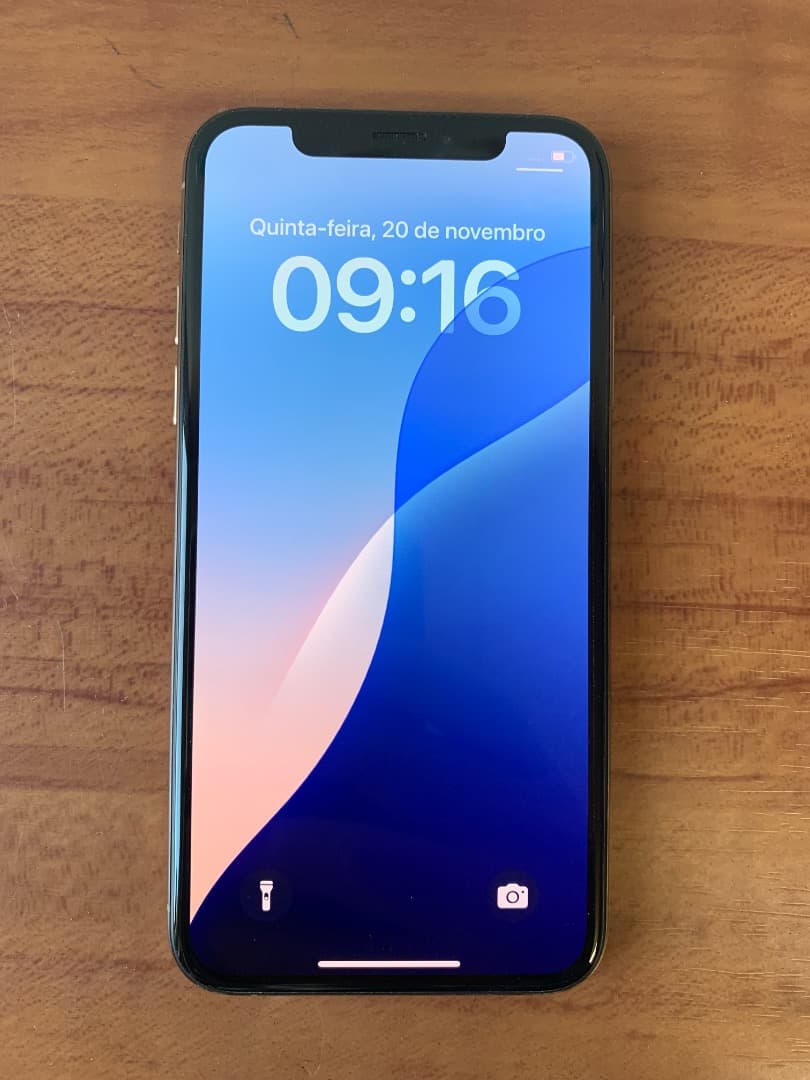 か*ん様 iPhoneXS 512GB 中古 docomo ゴールド スマホ