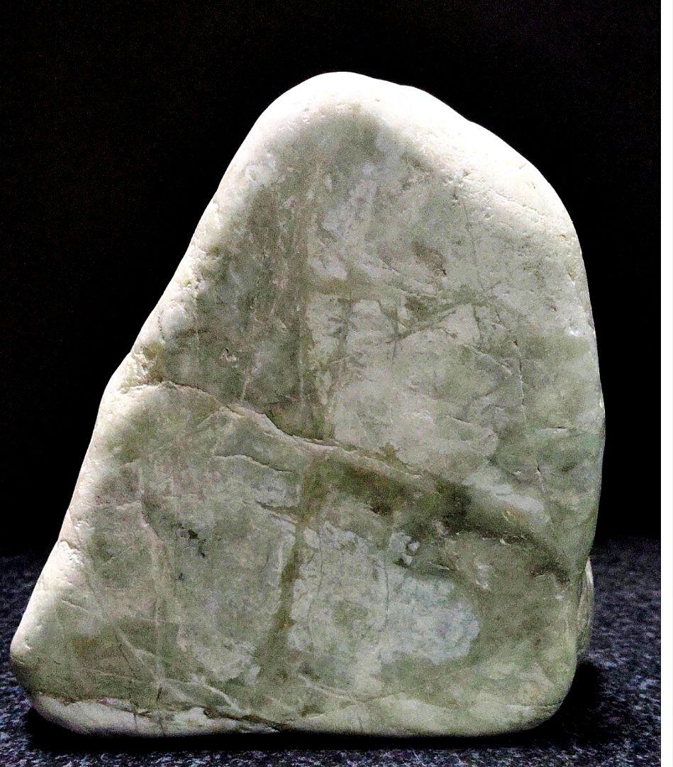 ★翡翠原石★糸魚川硬玉【小滝・転石・切り出し②859ｇ】