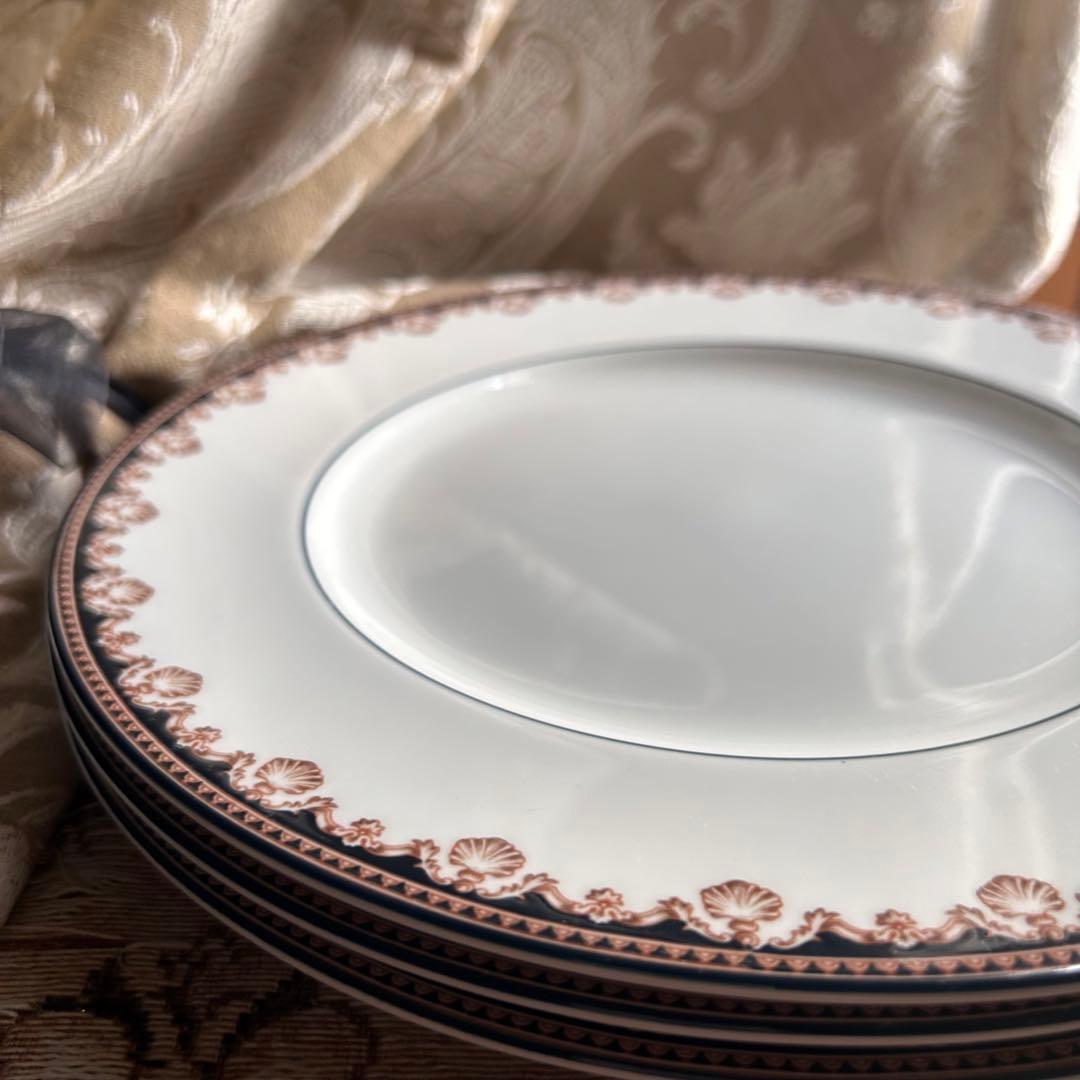 英国製  Medici 英国の気品溢れる 貝殻ディナー皿