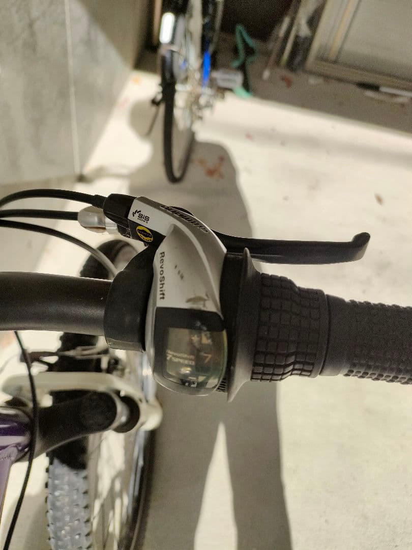 ド*マ様 Trek マウンテンバイク 24インチ　引取限定