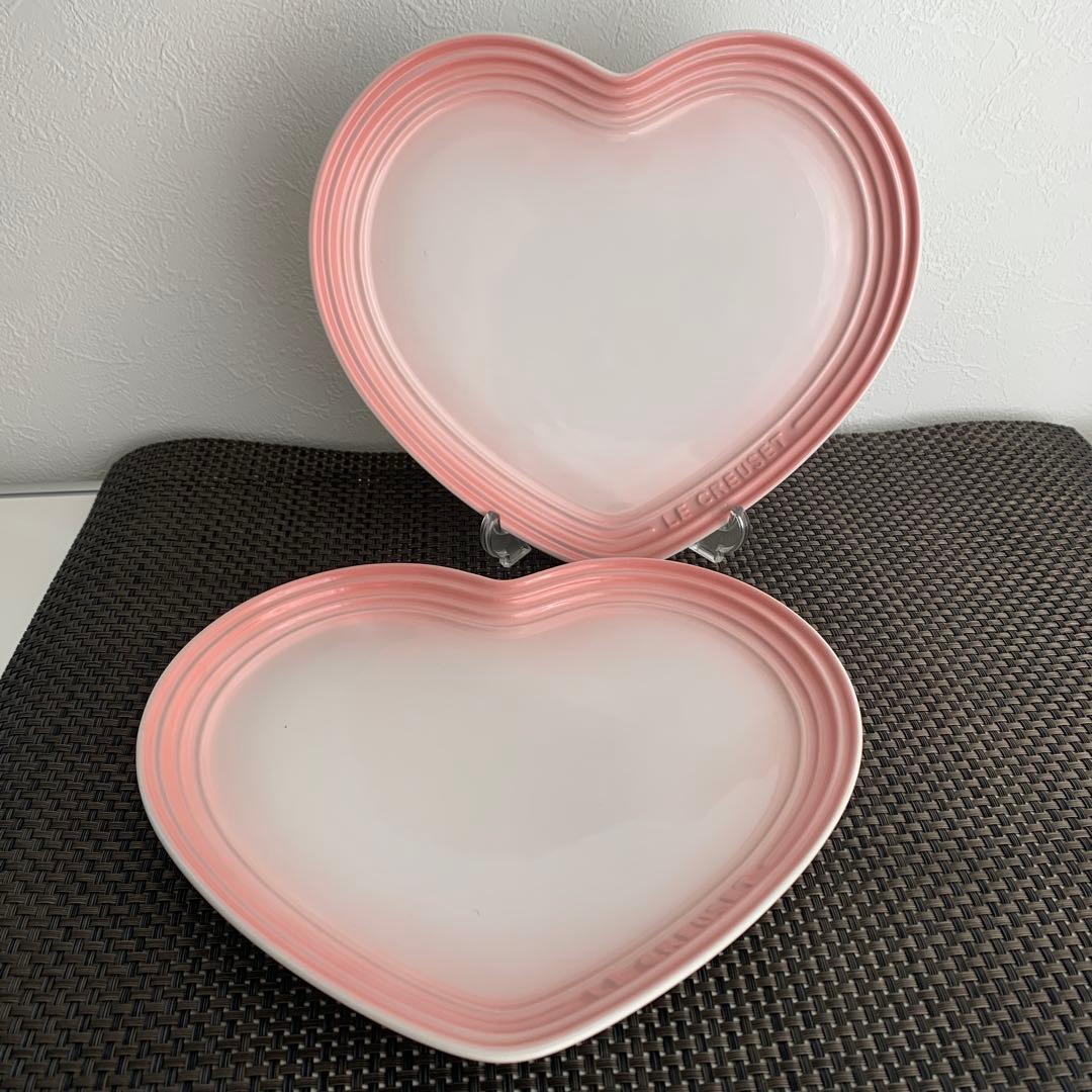ルクルーゼ　パウダーピンク　ハートプレート&ディッシュセット♪