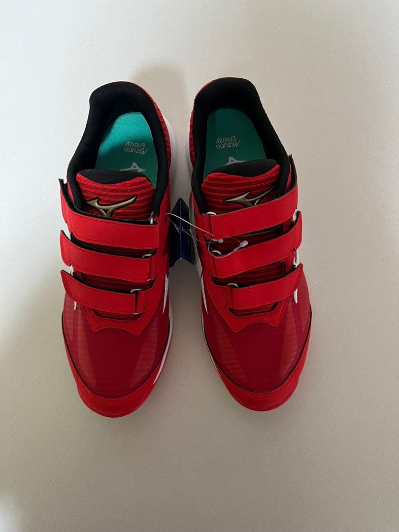 新品未使用　Mizuno ウェーブライトレボランエリート