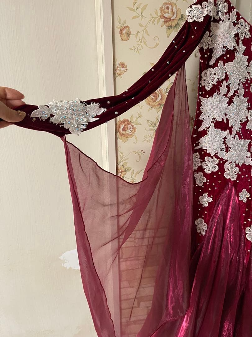 ワインレッド フレアドレス 社交ダンス衣装