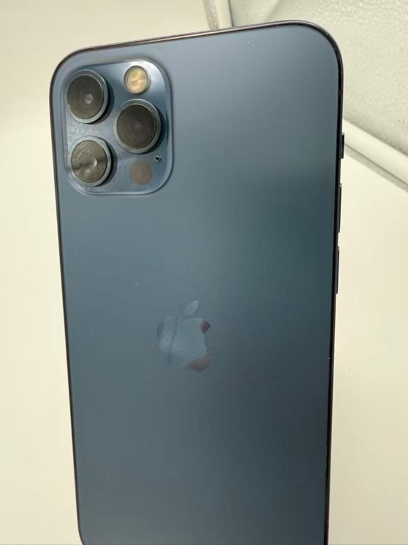 超美品　iPhone 12 Pro 256GB