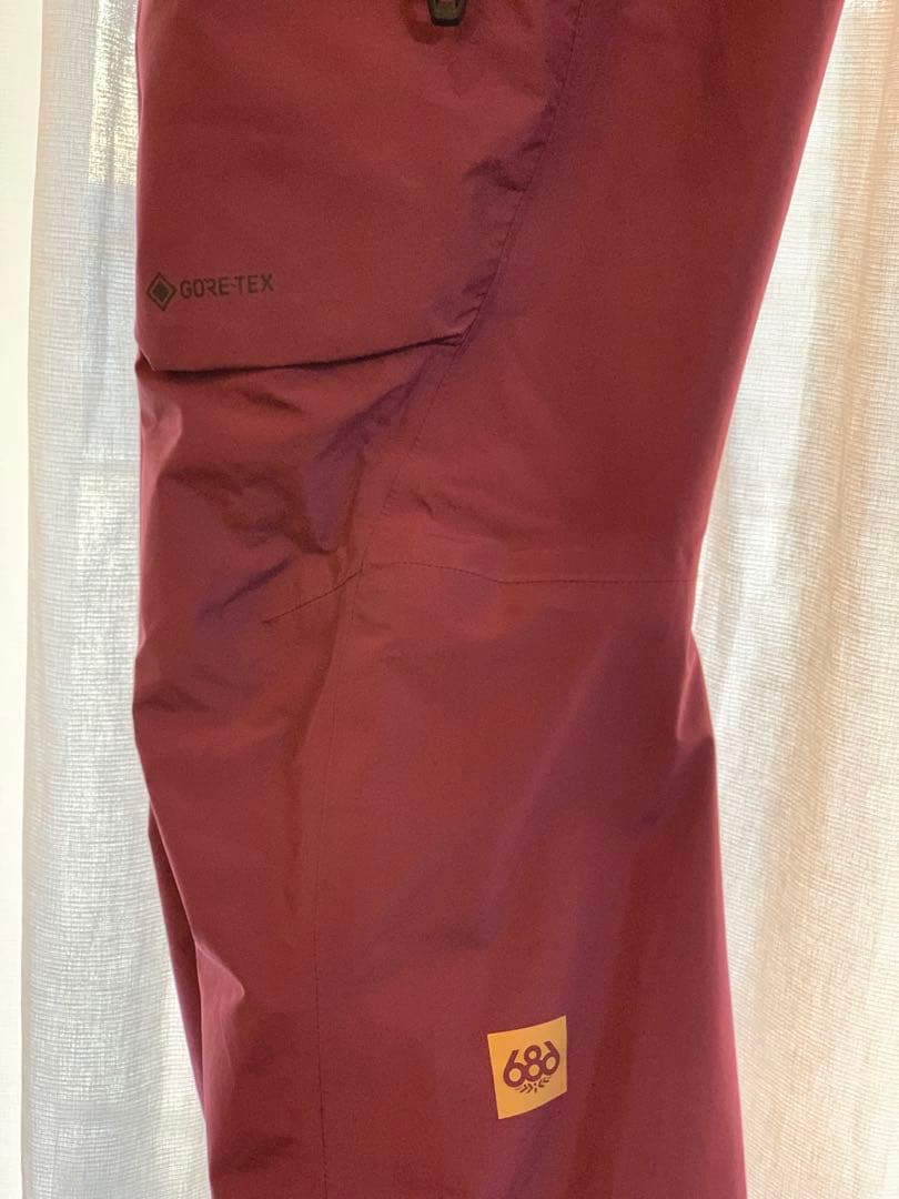 美品686 GORE-TEX スノーボードパンツ