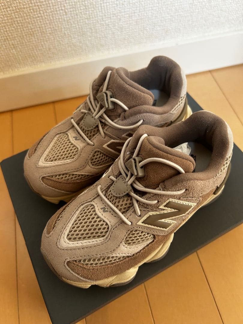 ニューバランス　9060 サイズ16センチ