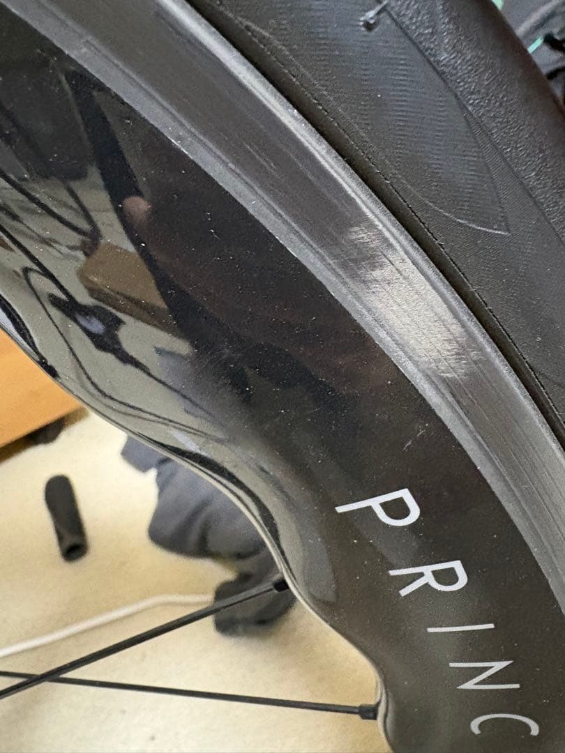 カーボンホイール