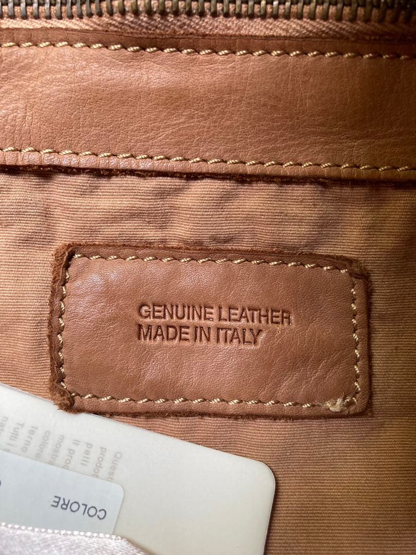 ジェニュインレザーバック