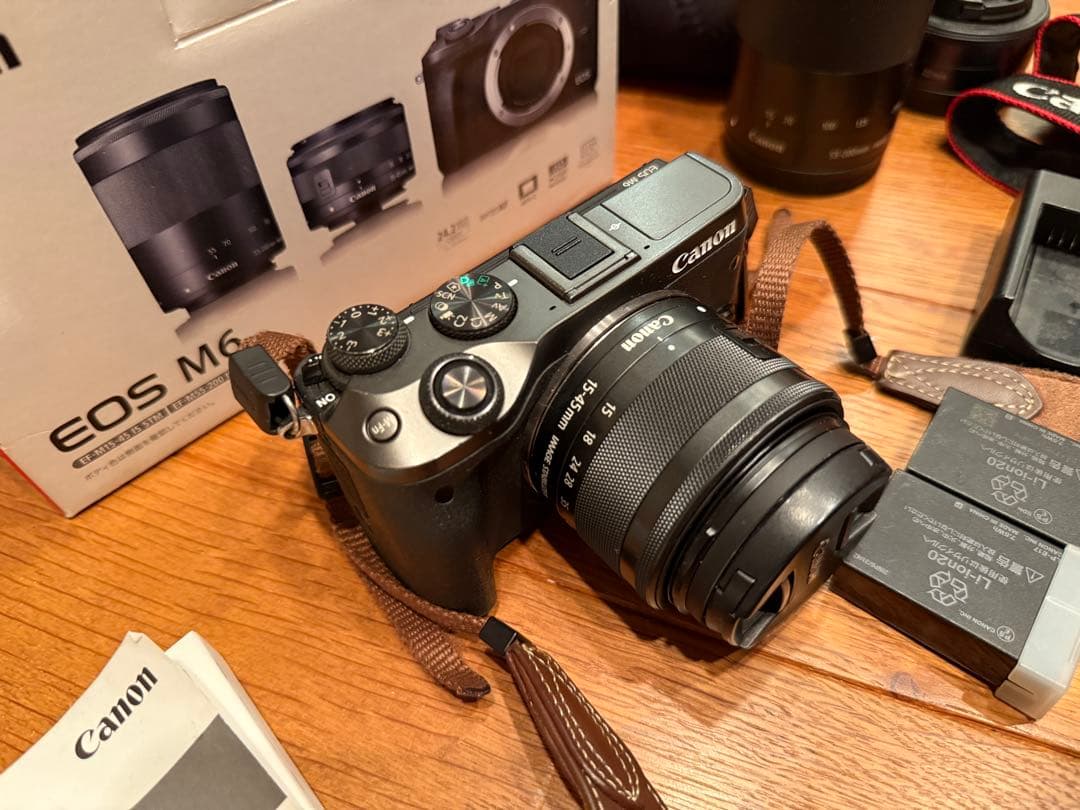 ジャンク品 Canon EOS M6 ミラーレス一眼 レンズ3本付き