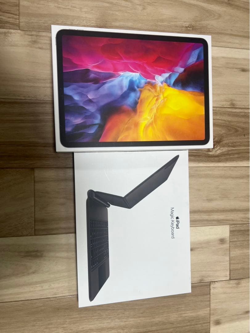 iPadPro11インチ256GB第二世代 純正Magickeyboardセット
