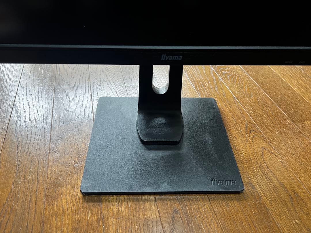iiyama ディスプレイ 本体