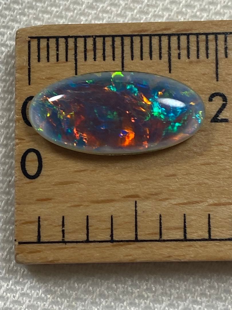 オパールトリプレット