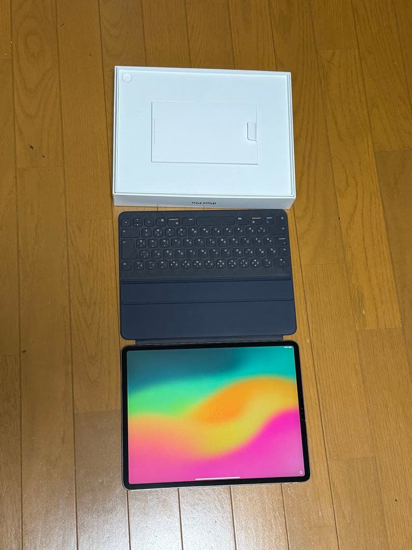 iPad pro12.9 1TBスペースグレー + Smart Keyboard