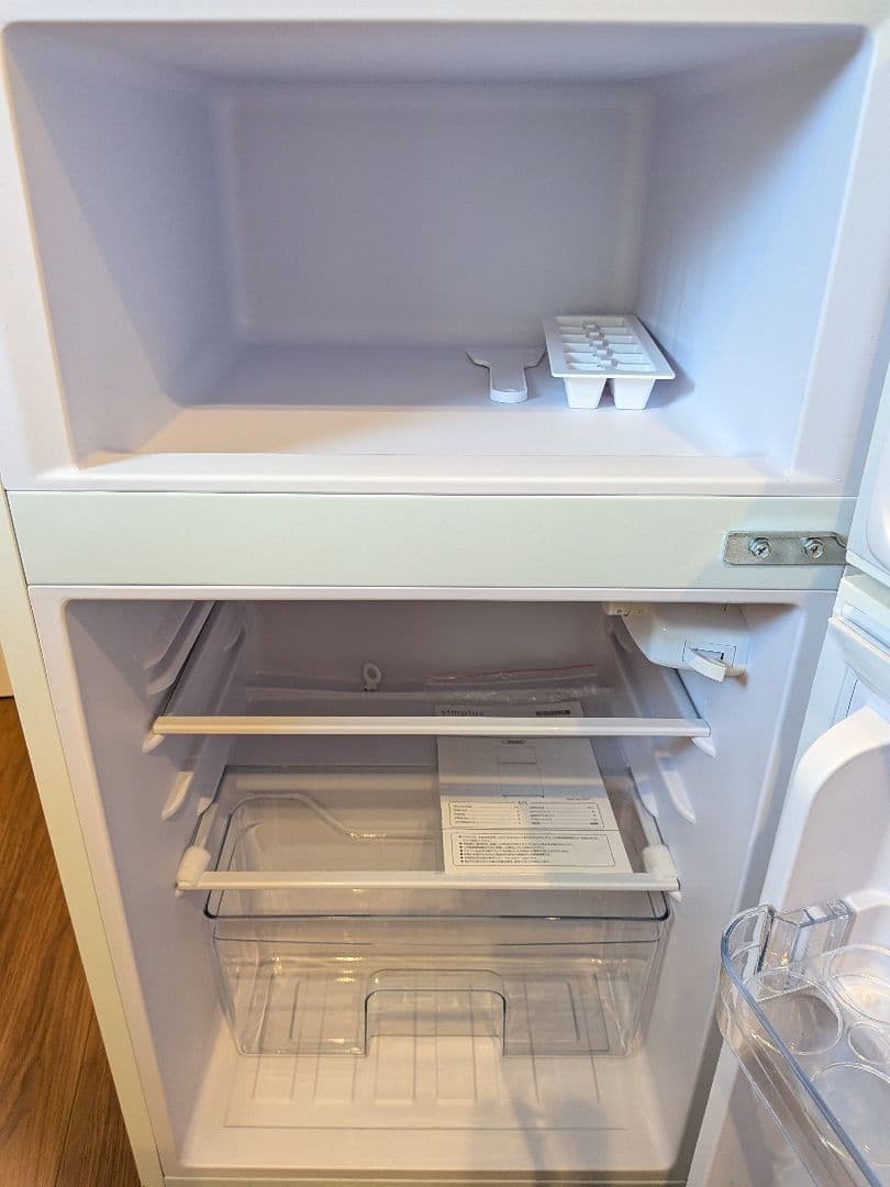 ★simplus 冷蔵庫 2ドア 90L 右開き 2024年12月購入の高年式！