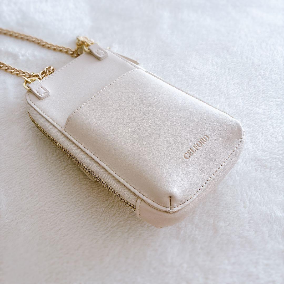 【美品】CELFORD セルフォード【リュタン】ビジュースタッズマルチショルダー