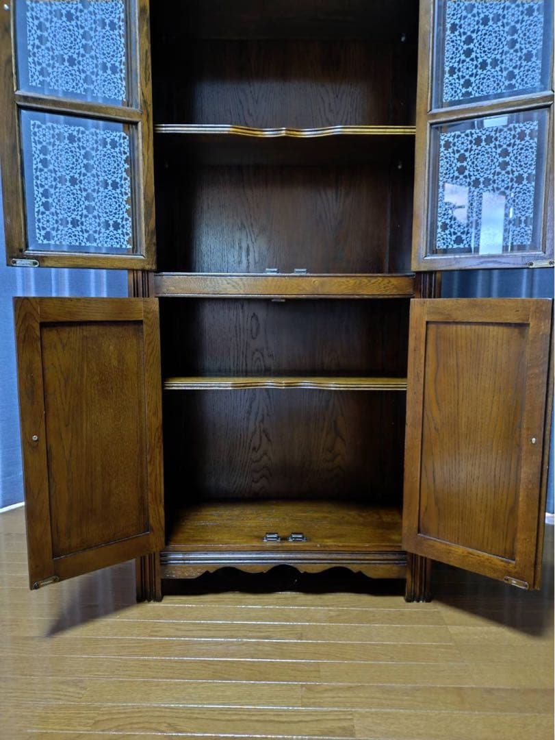 木製ダークブラウンキャビネット　アンティーク