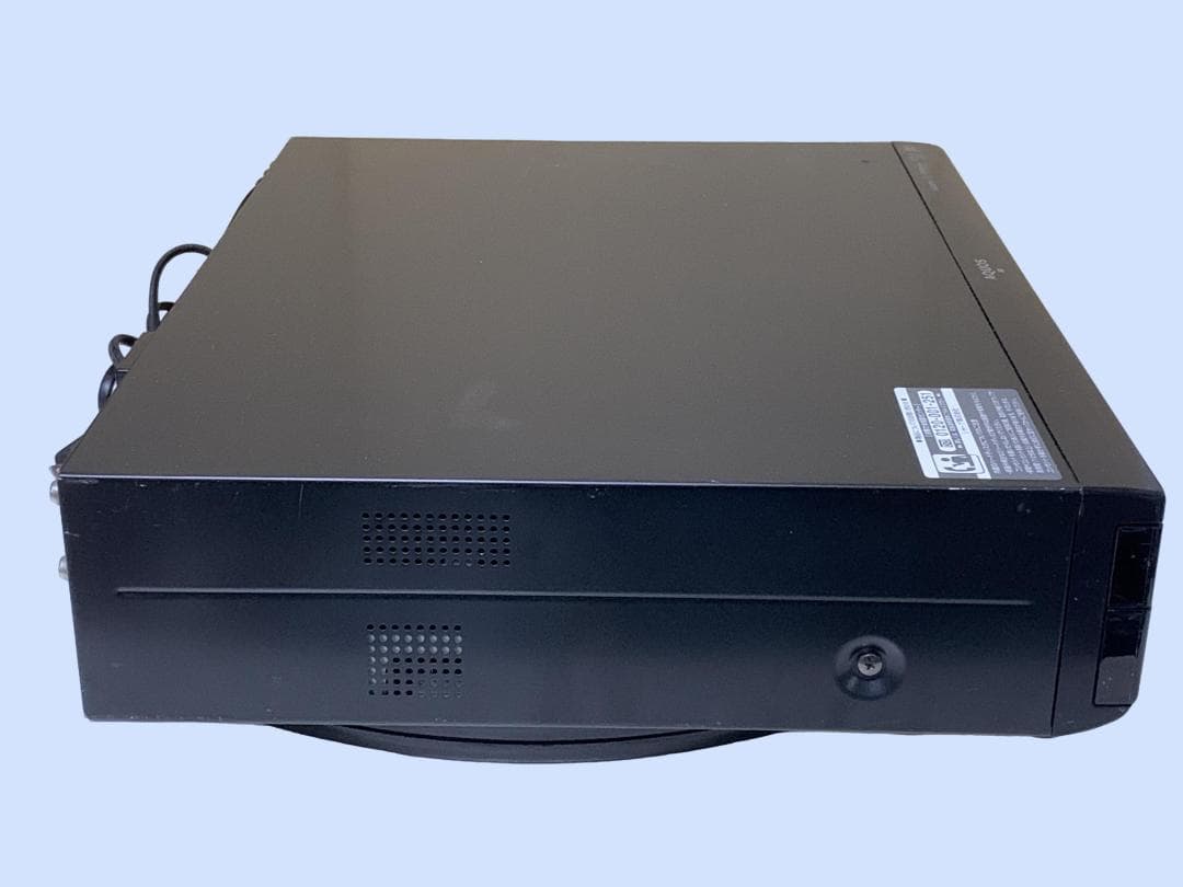 M9510 SHARP VHS搭載ブルーレイレコーダー BD-HDV22