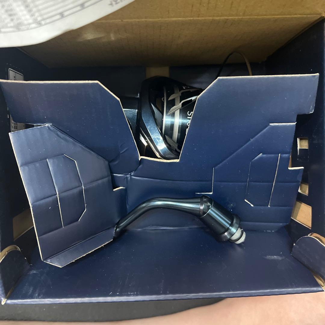 新品未使用　シマノ スピニングリール 24 ストラディック SW 4000HG