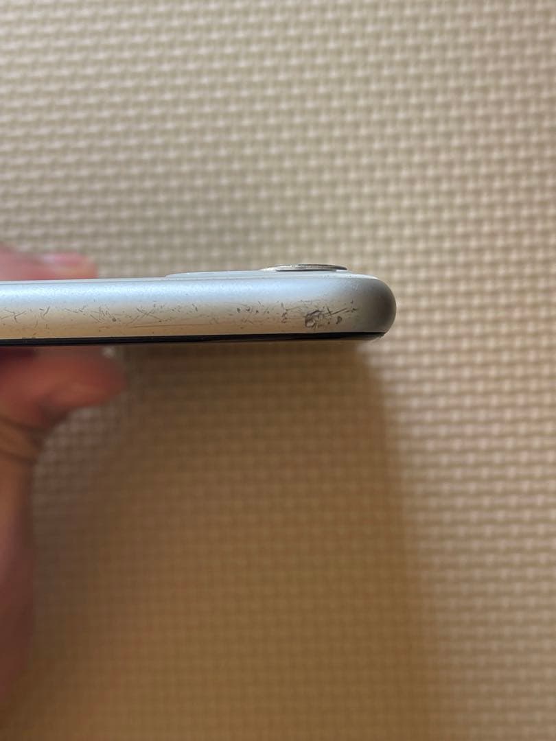 iPhone 11 ホワイト 64GB 本体