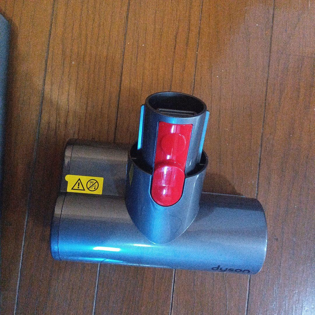 ダイソンV8スリム（DysonV8 Slim Fluffy Extra ）付属品