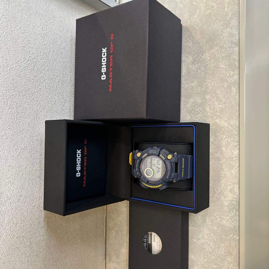 美品　ジーショック GWF-D1000NV-2JF フロッグマン ネイビー