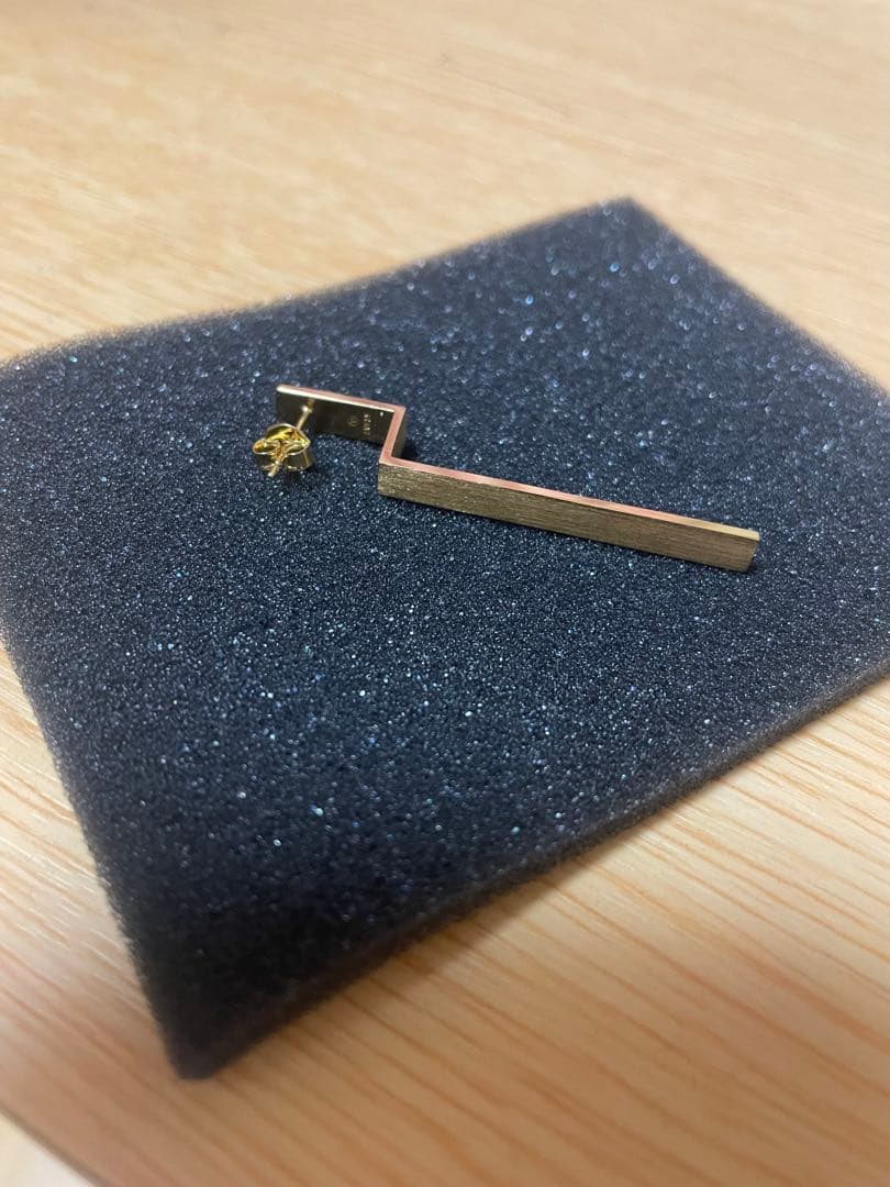 違い棚　ピアス　（片耳用）