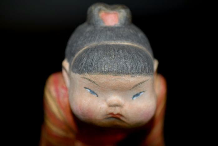 紙塑人形創始者　鶴巻 三郎　作『にらめっこ』日本人形　共箱　真作保証