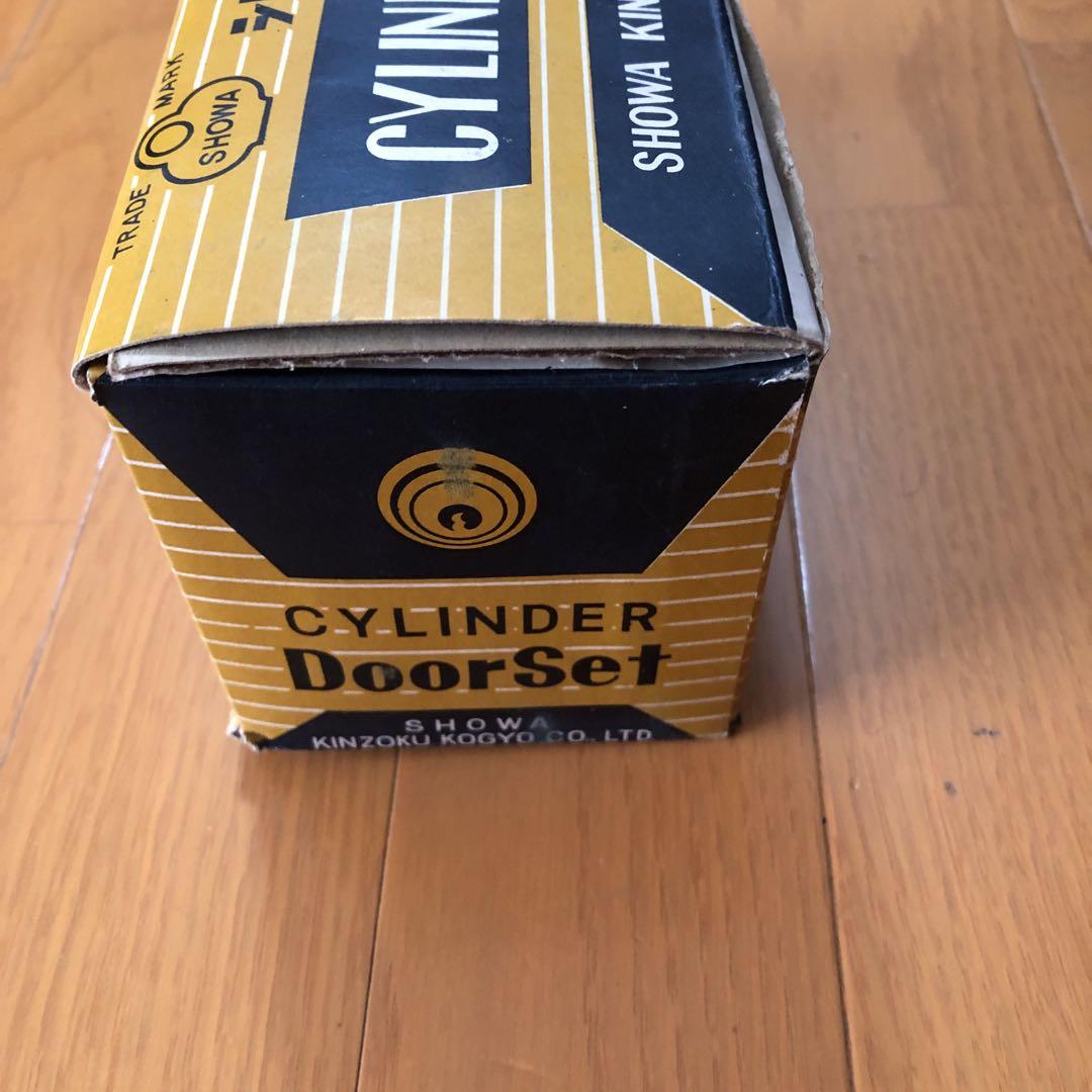 SHOWA シリンダー扉錠　NO8550JR