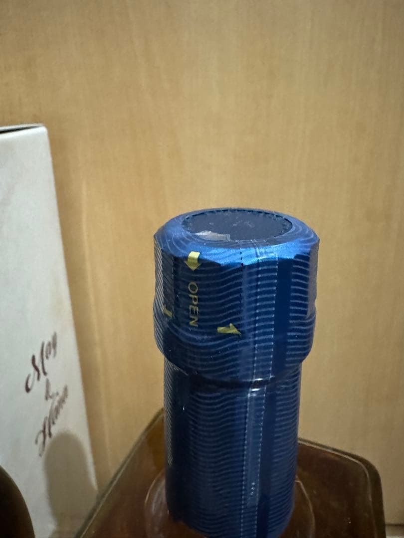 ラッキーキャット メイ&ルナ・サントリー碧