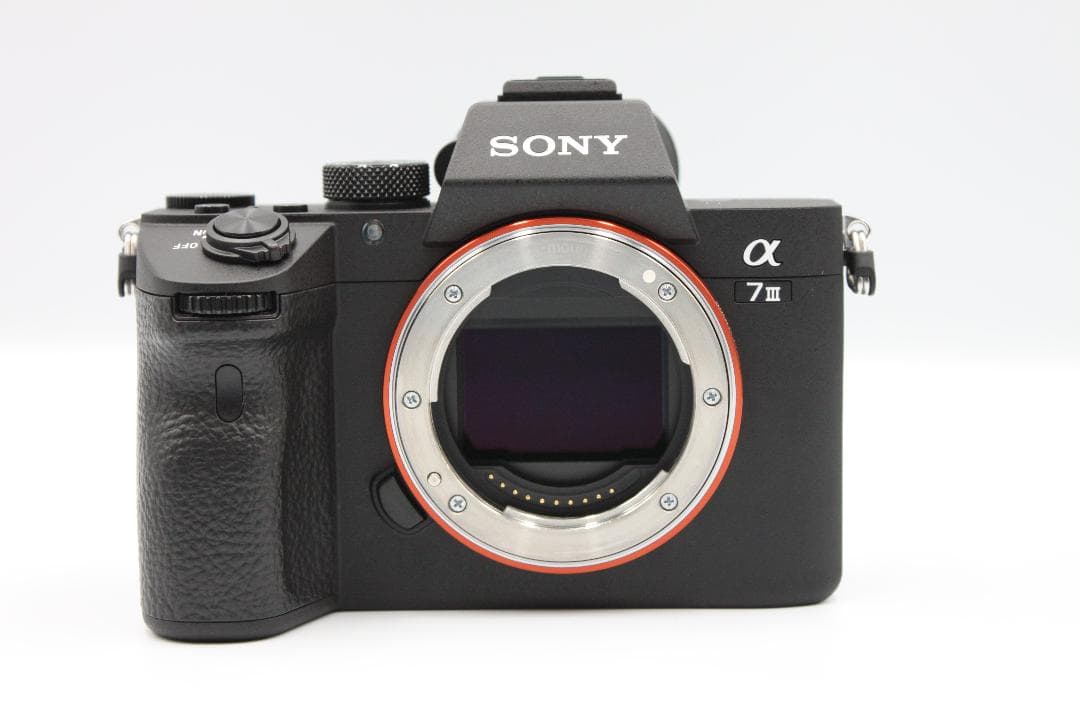【美品】ショット数:6回 SONY α7 III ILCE-7M3 28-70