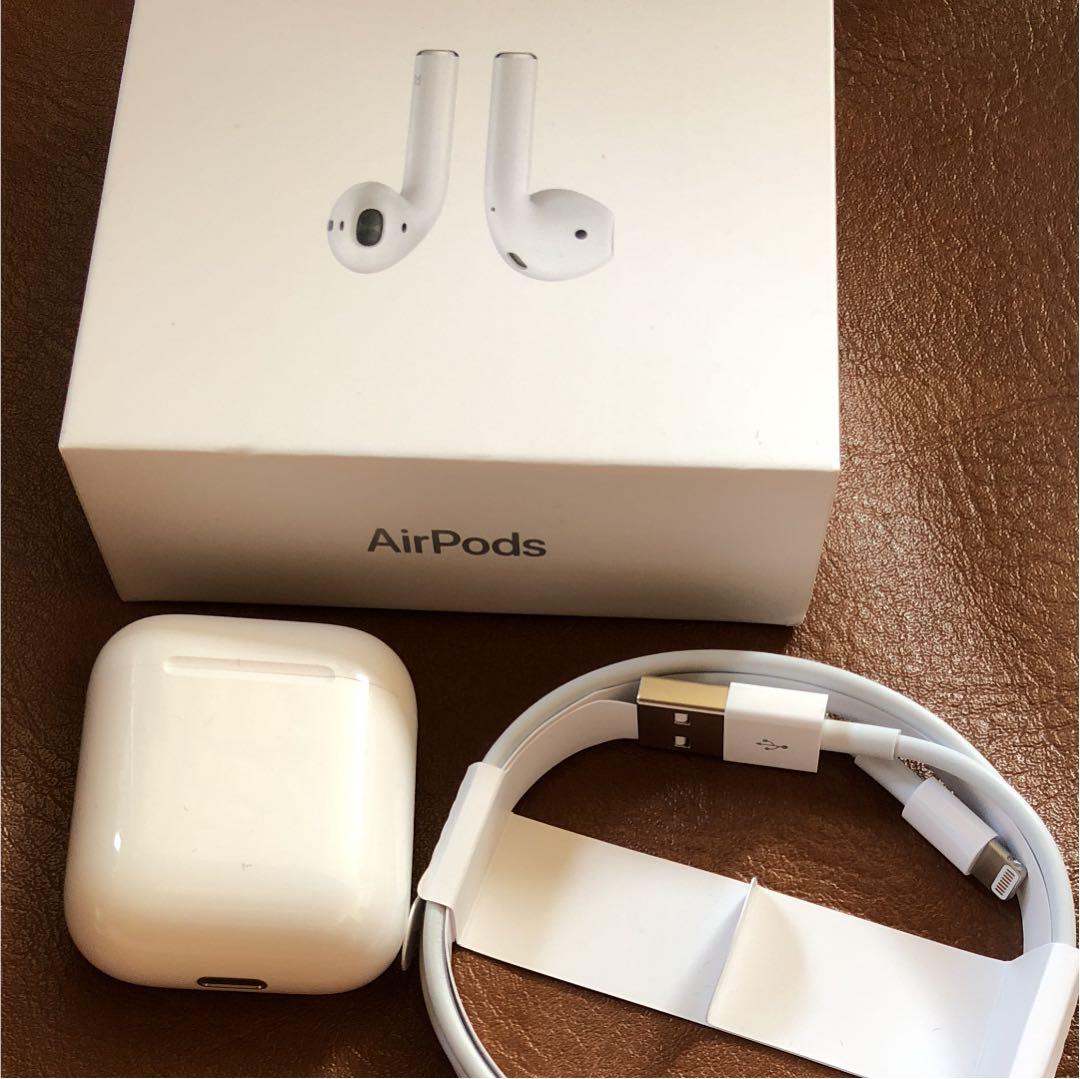 Apple AirPods ケースのみ