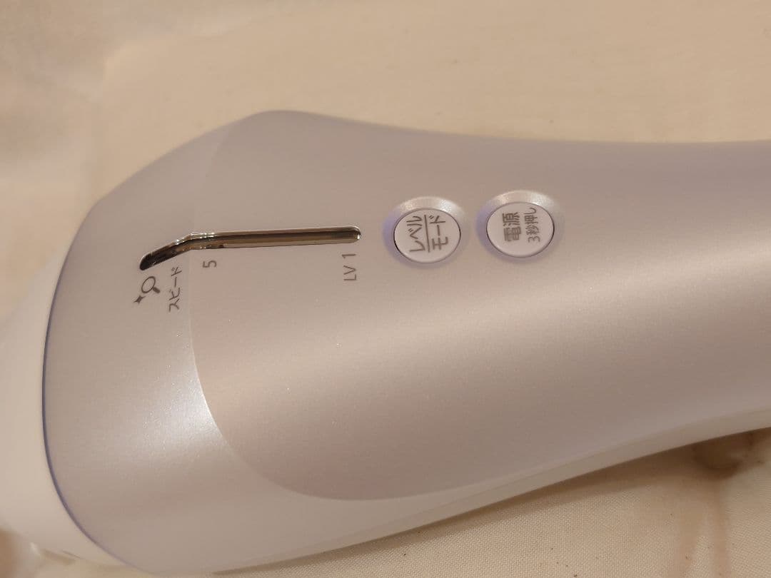 パナソニック 光エステ ES-CWP82-S　光美容器 光エステ