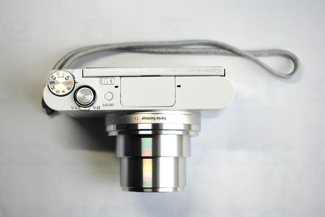 【美品】SONY コンパクトデジタルカメラ DSC-WX500 ホワイト