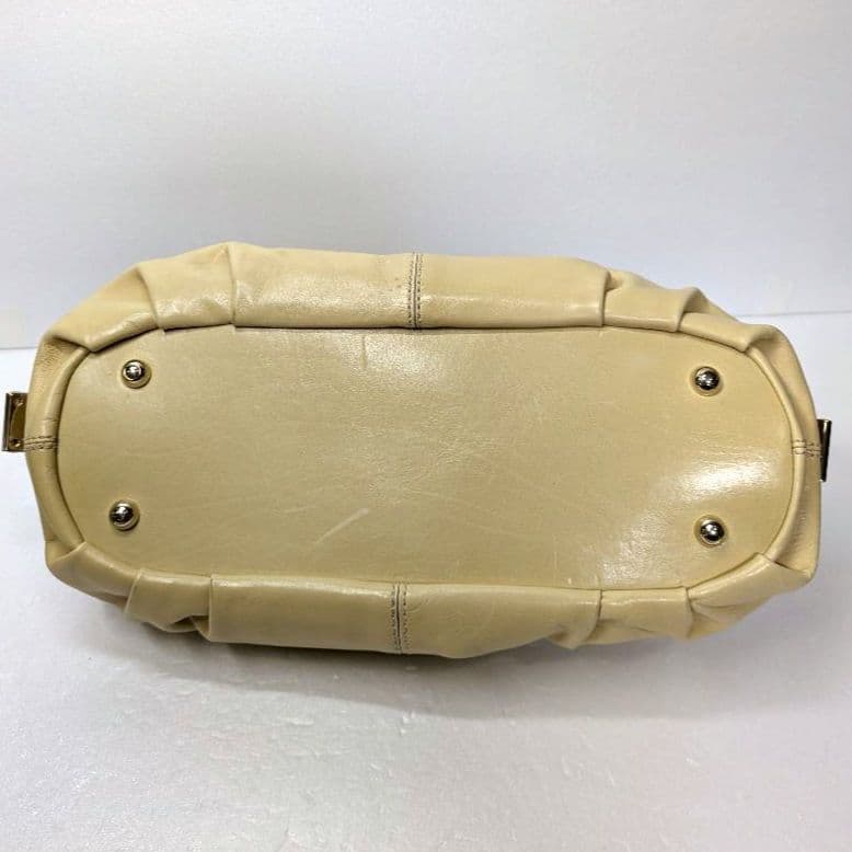 TOD'S　トッズ　ハンドバッグ　ベージュ　レザー　日本限定　希少　大幅値下げ