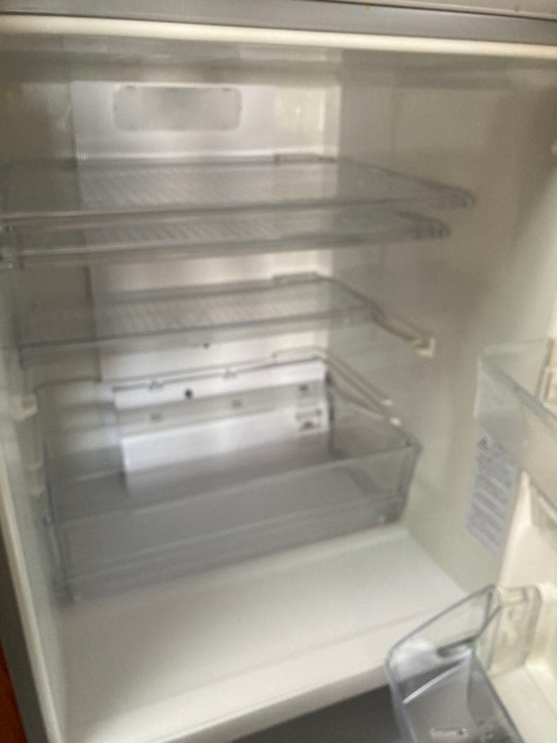 シルバー 3ドア冷蔵庫　272L