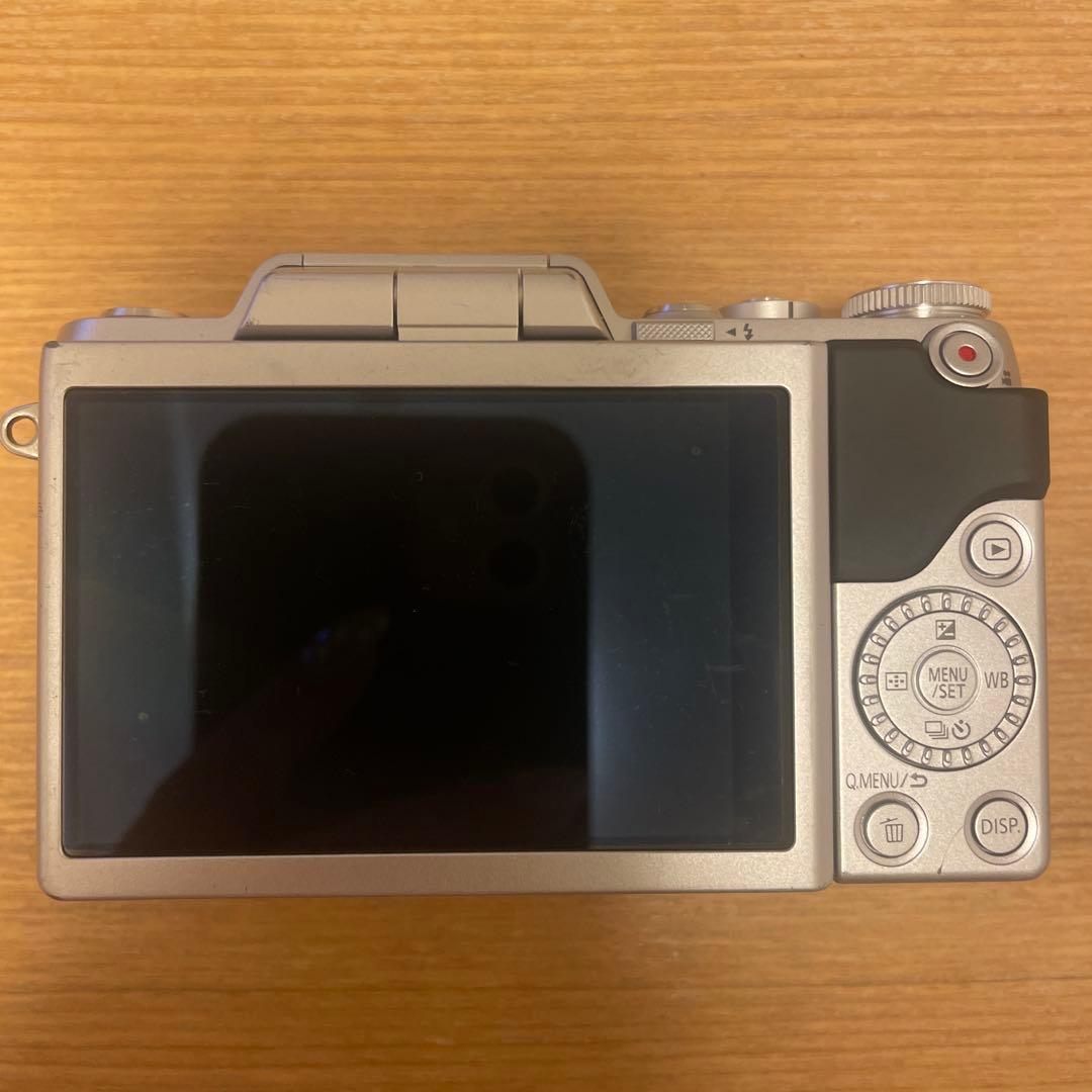 Panasonic DMC−GF7