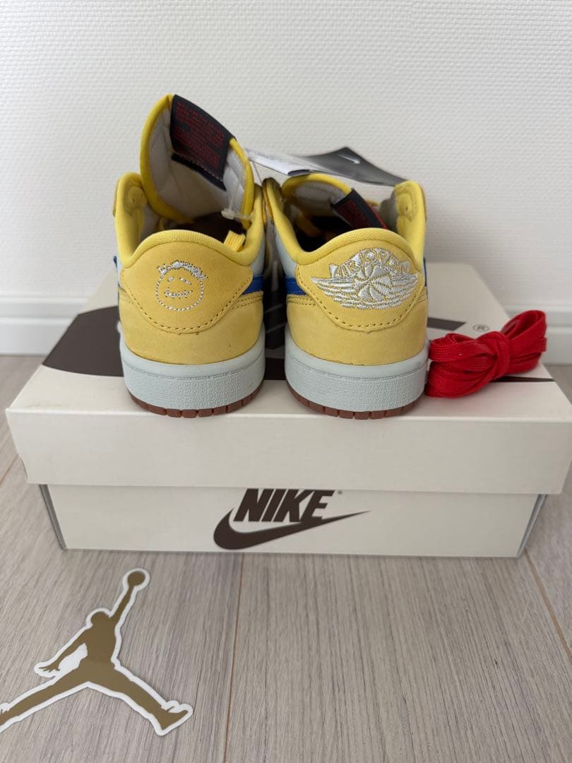 トラヴィス　スコット　NIKE　JORDAN1 Canary