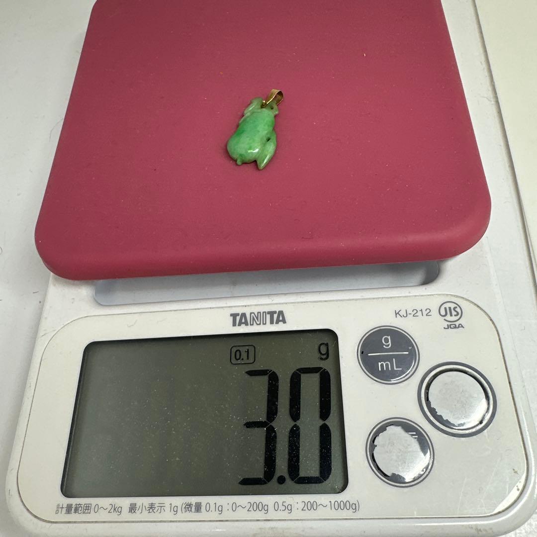 K18刻印　本翡翠　ネックレストップ　タサチ　東さ7-0420☆2F