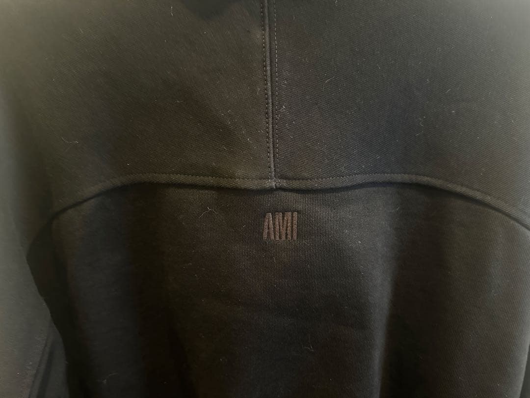 【美品】AMI PARIS アミパリスハーフジップスウェット