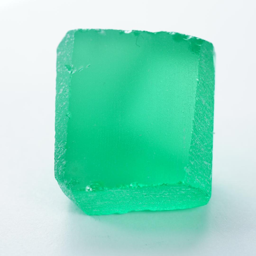 43.06ct　イットリウムアルミニウムガーネット YAG ヤグ 原石