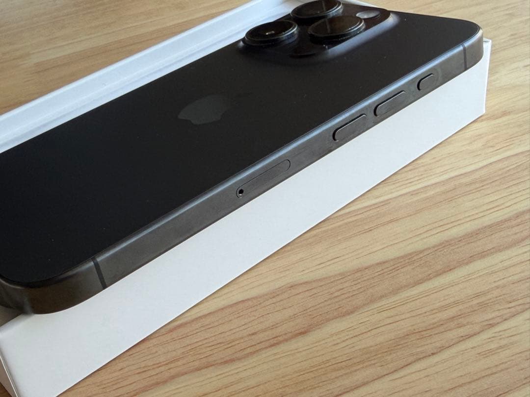 iPhone15Pro 256GB 本体➕ topologieケース他