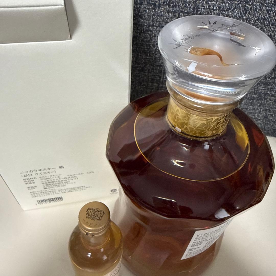 ニッカウヰスキー 鶴 700ml シングルモルト宮城峡小瓶をお付けして