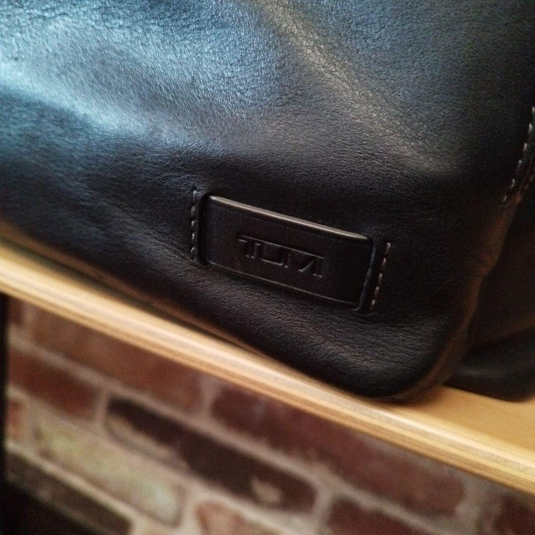 美品　TUMI ブラック ビジネスバッグ　レザー　ハリソン