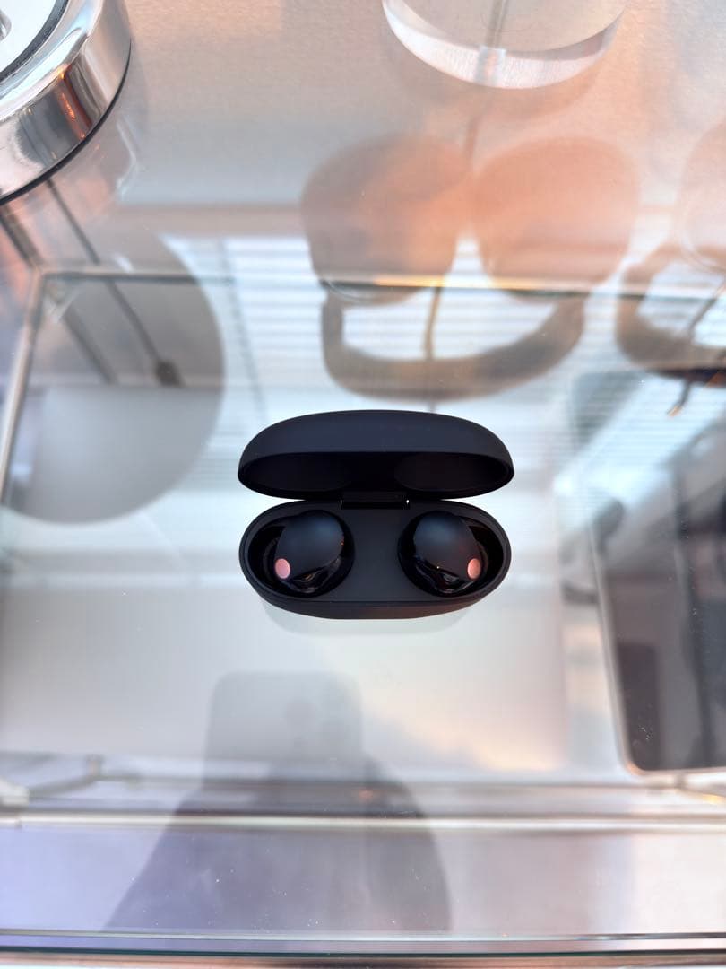ソニーワイヤレスノイズキャンセリングイヤホン WF-1000XM5カバーケース付